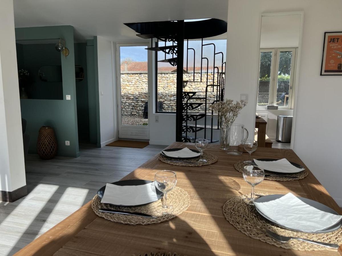 Maison De Campagne Entierement Climatisee Avec Grand Jardin Villa Pressagny l'Orgueilleux Luaran gambar